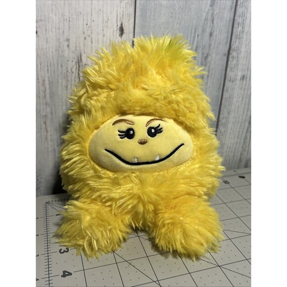 Giggle Scape Yellow 6" Plush - Picture 1 of 8